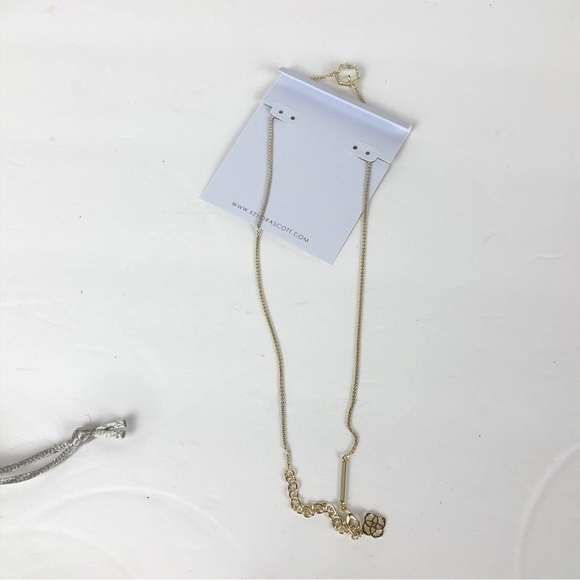 NWT Kendra Scott earrings & necklace set! - Picture 6 of 6